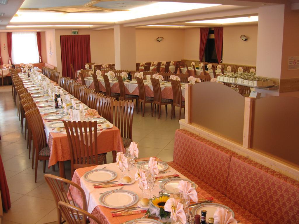 Hotel Rosalpina Folgaria Eksteriør billede